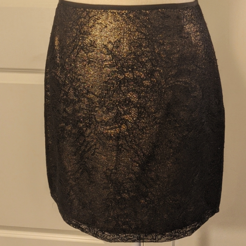 Elie Tahari Gold Shimmer Black Lace Overlay Skirt